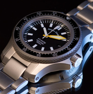 JACQUES ETOILE ATLANTIS AUTOMATIC 500 ETA 2824-2 (diver watch w. strong magnetic fields protection - 80.000 A/m)